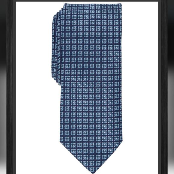 Bar III Markey Medallion Tie - Picture 1 of 8